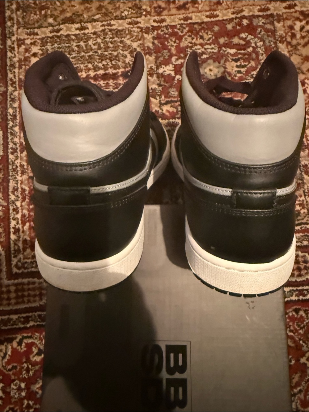 Jordan 1 Mid Shadow Red - Picture 4 of 6